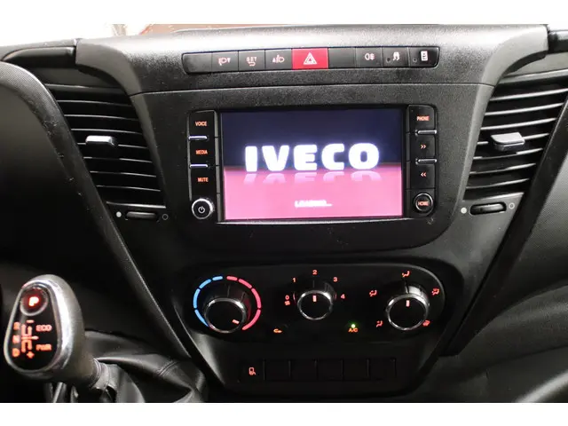 Iveco Daily 35S14V 2.3 352 L2H2 2018 Diesel 6