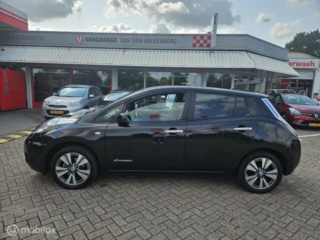 Nissan Leaf Tekna 24 kWh 2013 Elektrisch 9