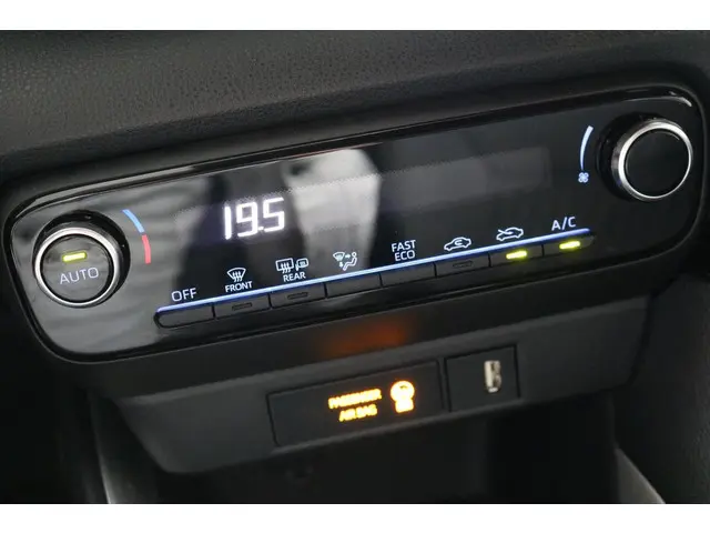 Toyota Yaris 1.5 Hybrid Active, 2021 Hybride Benzine 23