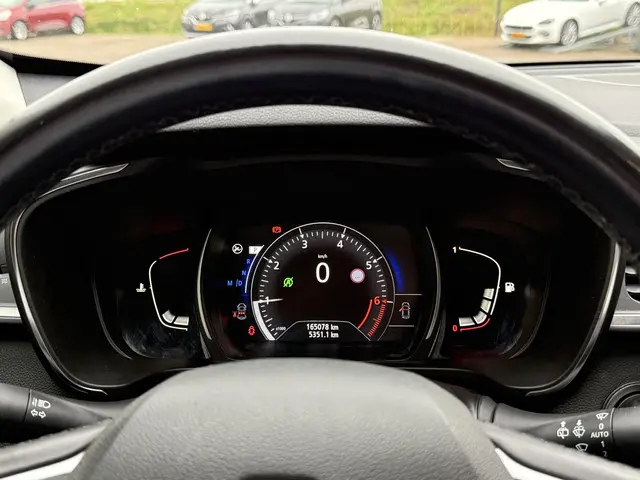 Renault Kadjar 1.2 TCe Bose 2016 Benzine 4