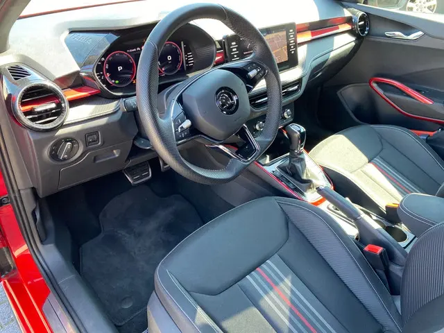 Škoda Fabia 1.0 TSI Monte Carlo 2023 Benzine 10