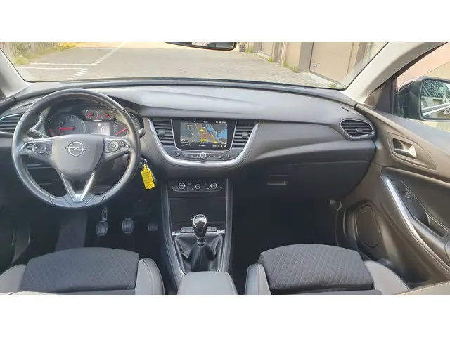Opel Grandland X 1.2 Turbo Business + 2019 Benzine 16