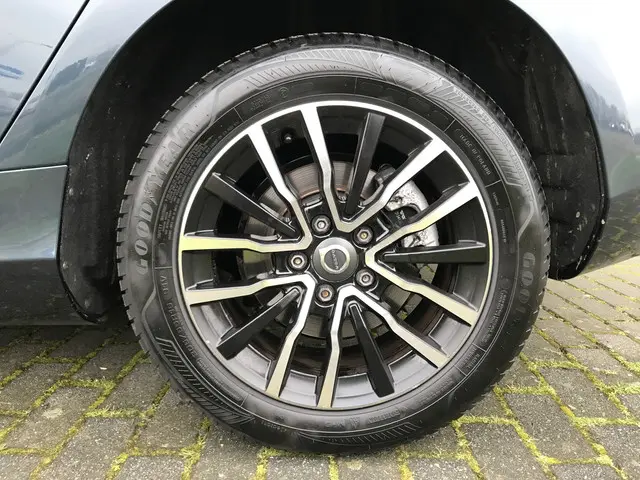 Volvo V40 1.5 T2 Polar+ Automaat 2019 Benzine 32