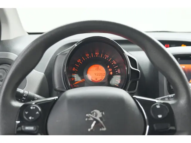 Peugeot 108 1.0 e-VTi Active 2019 Benzine 31