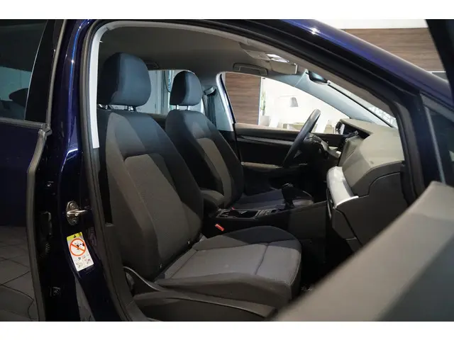 Volkswagen Golf 1.0 TSI Golf 2021 Benzine 14