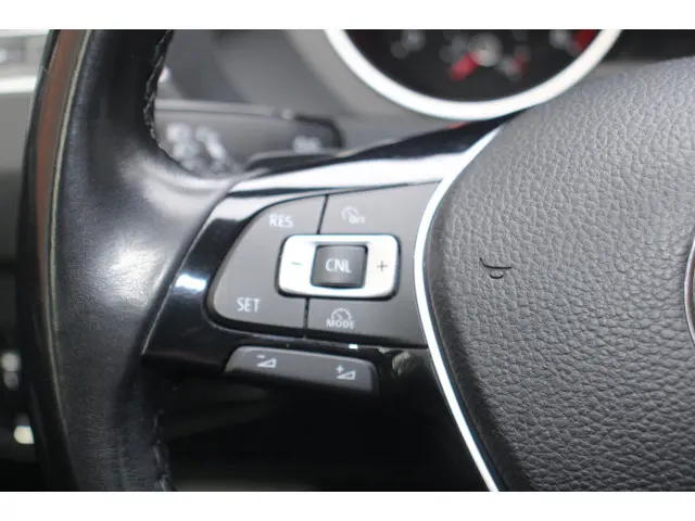 Volkswagen Tiguan 1.4 TSI ACT Comfortline 2017 Benzine 24