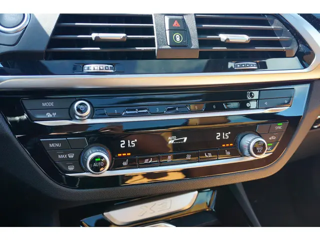 BMW X3 xDrive30e 2021 Hybride Benzine 18
