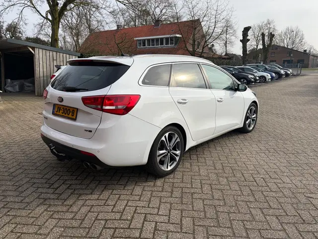 Kia cee'd 1.0 T-GDi GT-Line 2016 Benzine 6