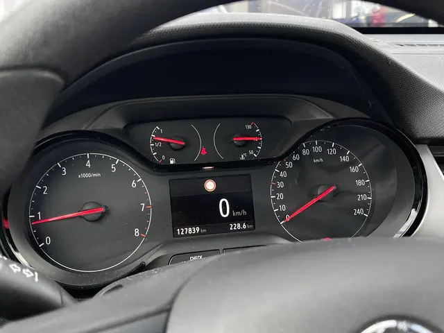 Opel Crossland X 1.2 Online Edition 2018 Benzine 17