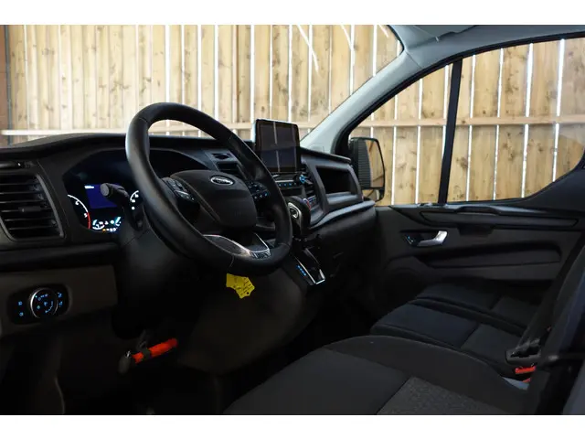 Ford Transit Custom 300 2.0 TDCI L2H1 Trend 2024 Diesel 3