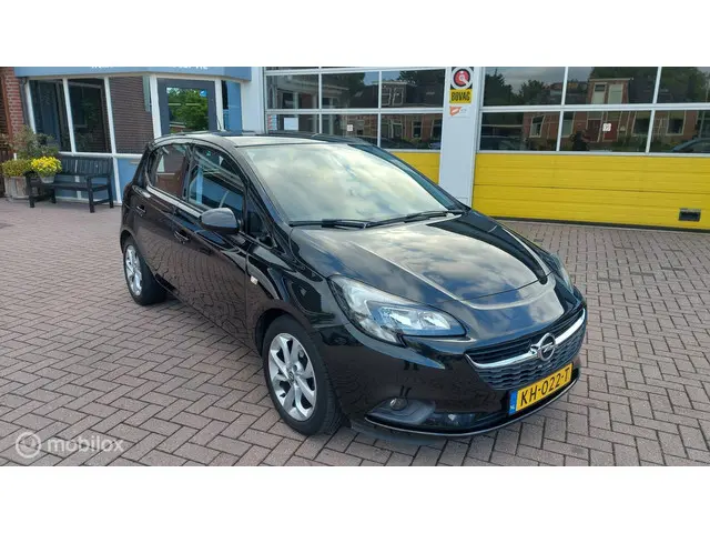 Opel Corsa 1.4 Edition 2016 Benzine