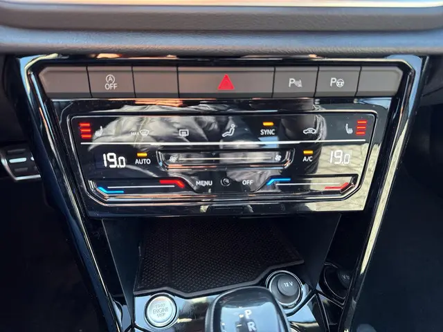 Volkswagen T-Roc 1.5 TSI R-Line 2024 Benzine 22