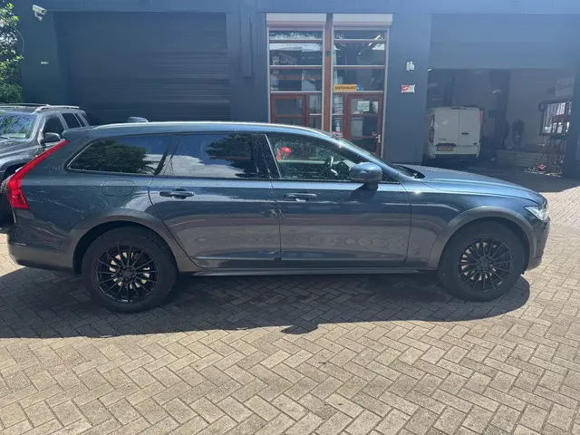 Volvo V90 Cross Country 2.0 T5 Pro 2018 Benzine 11