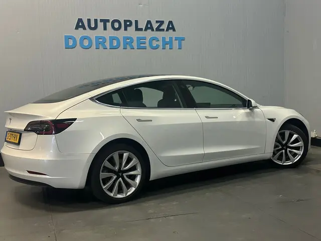 Tesla Model 3 Standard RWD Plus 60 kWh 2019 Elektrisch 9