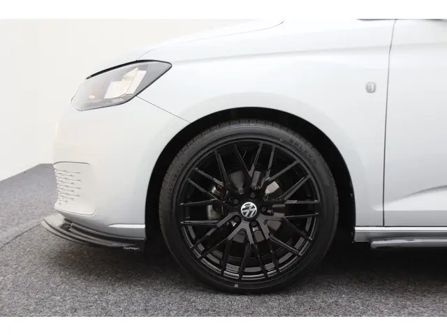 Volkswagen Caddy Cargo 2.0 TDI Comfort 2024 Diesel 24