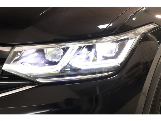 Volkswagen Tiguan 1.5 TSI R-Line 2021 Benzine 27