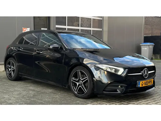Mercedes-Benz A-Klasse 200 Bns Sol. AMG 2018 Benzine 10