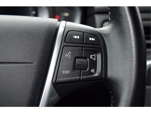 Volvo V70 2.0 T4 Polar+ 2016 Benzine 30