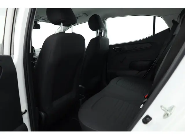 Hyundai i10 1.0 Comfort 5-zits 2022 Benzine 16