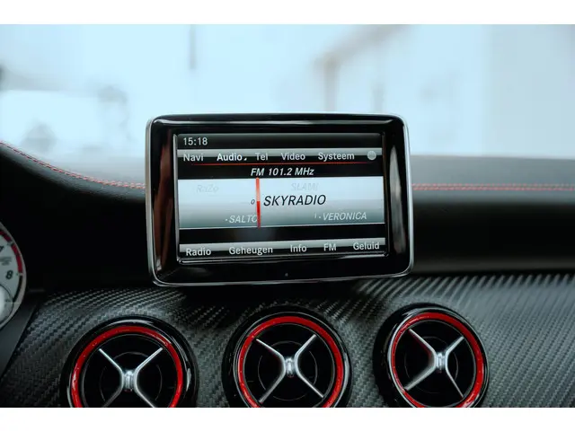 Mercedes-Benz A-Klasse 250 Sport 2012 Benzine 17