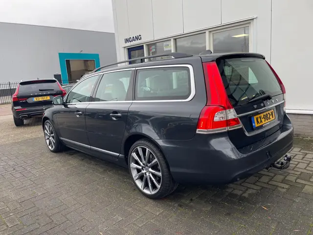 Volvo V70 2.0 D3 Polar 2017 Diesel 7