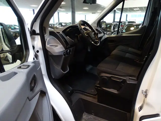 Ford Transit 310 2.2 TDCI L2H2 Trend 2016 Diesel 8