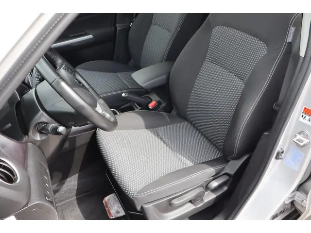 Suzuki Vitara 1.0 Boosterjet Select, Trekhaak. 2019 Benzine 4