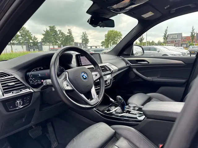 BMW iX3 High Executive 80 kWh 2021 Elektrisch 7