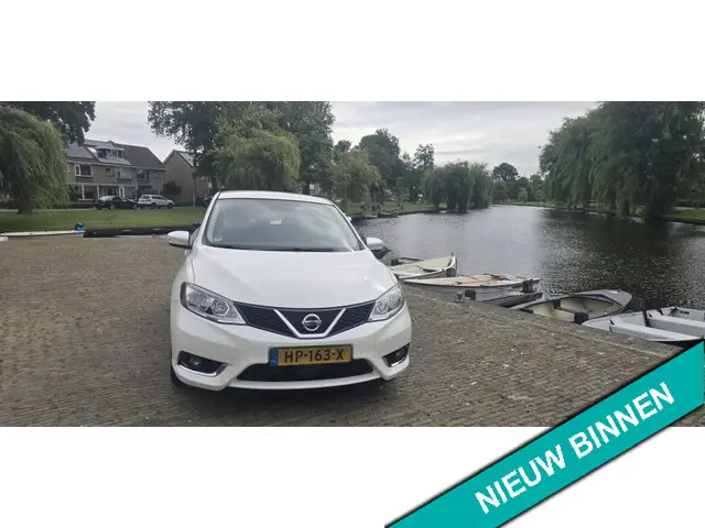 Nissan Pulsar 1.2 DIG-T Business Edition 2015 Benzine 2