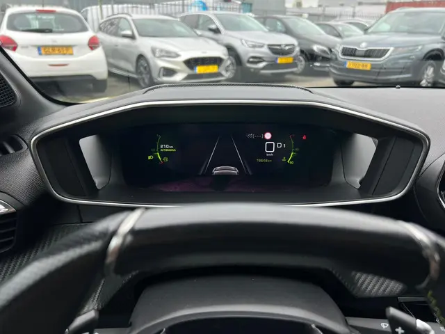 Peugeot 208 1.2 PureTech GT-Line 2020 Benzine 18