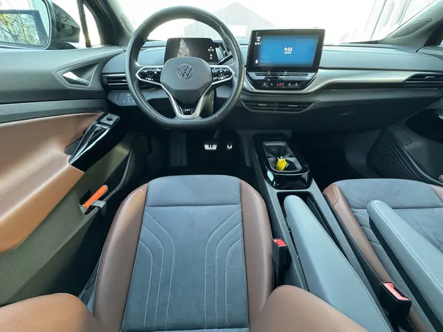 Volkswagen ID.4 First 77 kWh 204pk 2020 Elektrisch 51