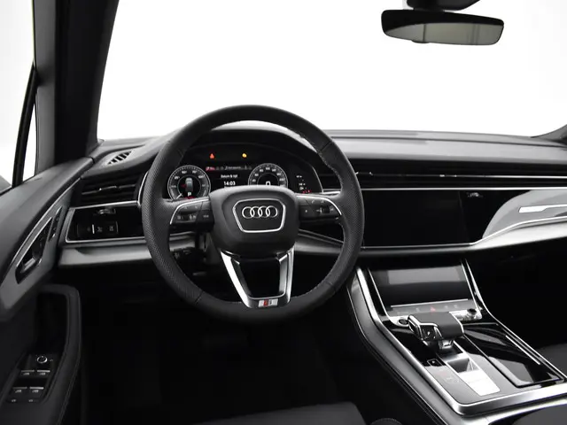 Audi Q7 55 TFSI e quattro Pro Line S 394 PK 2025 Benzine 3