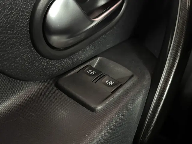 Dacia Logan MCV 0.9 TCe SL Royaal 2018 Benzine 27