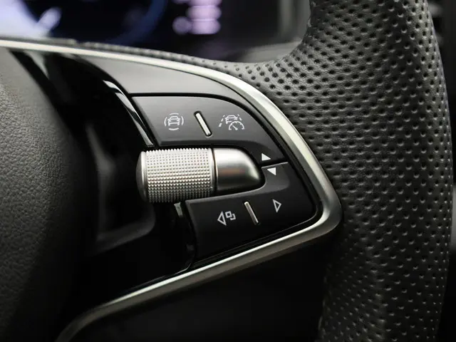 Škoda Karoq 1.0TSI/115PK Selection 2025 Benzine 24