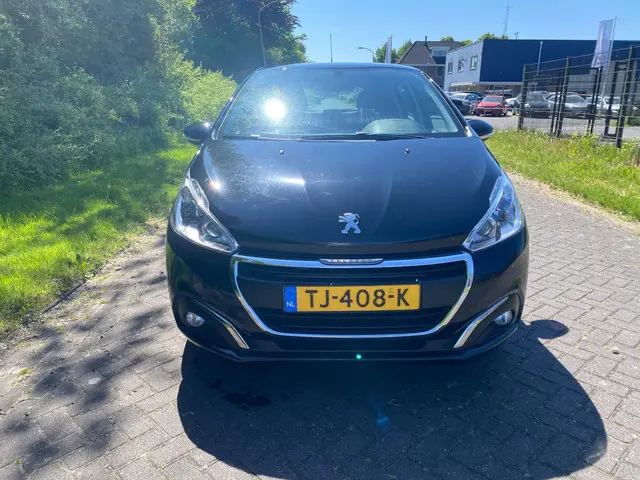 Peugeot 208 1.2 PureTech Blue Lion | NAP | Airco 2018 Benzine 5
