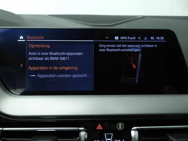 BMW 1 Serie 5-deurs M135i xDrive 2023 Benzine 37