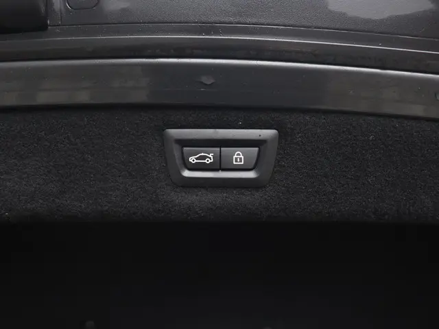 BMW 8 Serie Coupé M850i xDrive 2020 Benzine 12