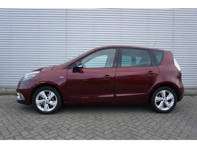 Renault Scénic 1.4 TCe Bose 2013 Benzine 4