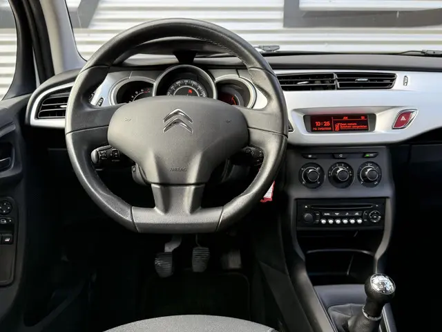 Citroën C3 1.2 VTi Collection 2013 Benzine 2