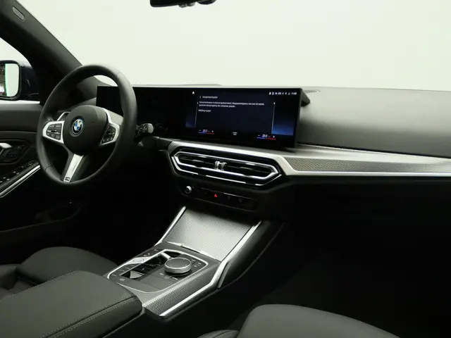 BMW 3 Serie Touring 320e 2024 Hybride Benzine 30