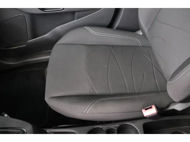 Ford Fiesta 1.0 Style Navi airco 5drs 2016 Benzine 21