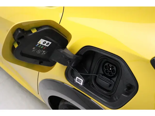 Peugeot e-208 EV Active 50 kWh 2022 Elektrisch 28