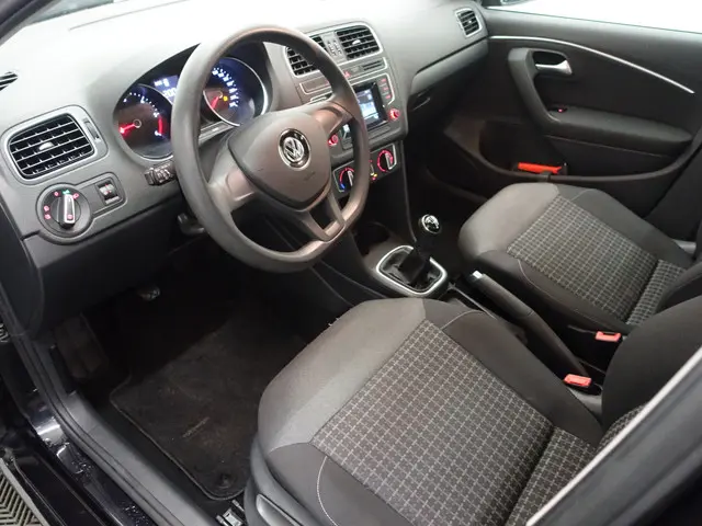 Volkswagen Polo 2