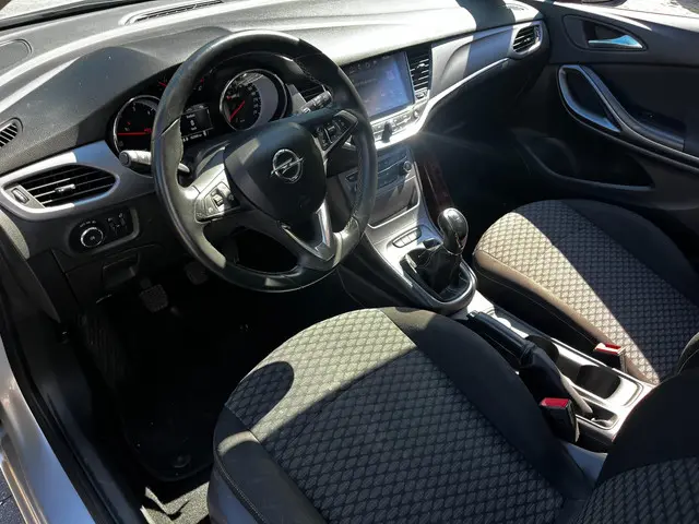 Opel Astra 1.6 CDTI Innovation 2016 Diesel 10