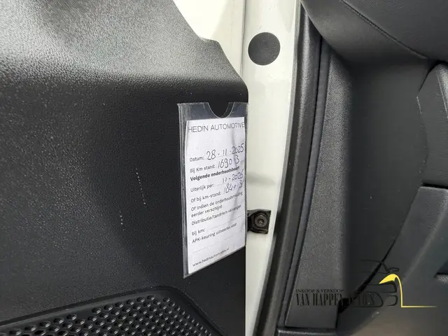 Peugeot 208 1.2 VTi Allure 2014 Benzine 20