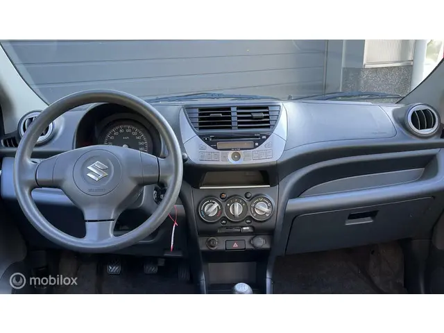 Suzuki Alto 1.0 Celebration EASSS 2015 Benzine 13