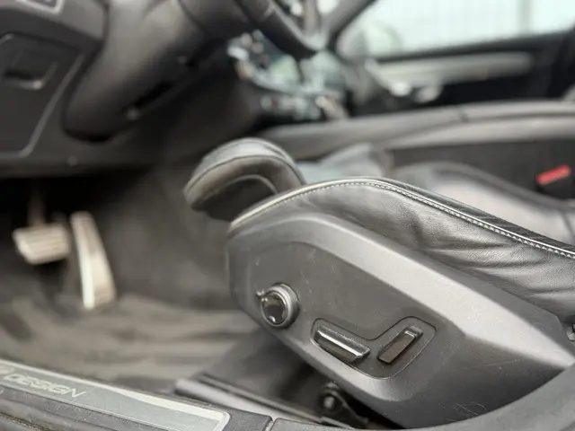 Volvo V90 2.0 T4 Business Sport 2020 Benzine 24