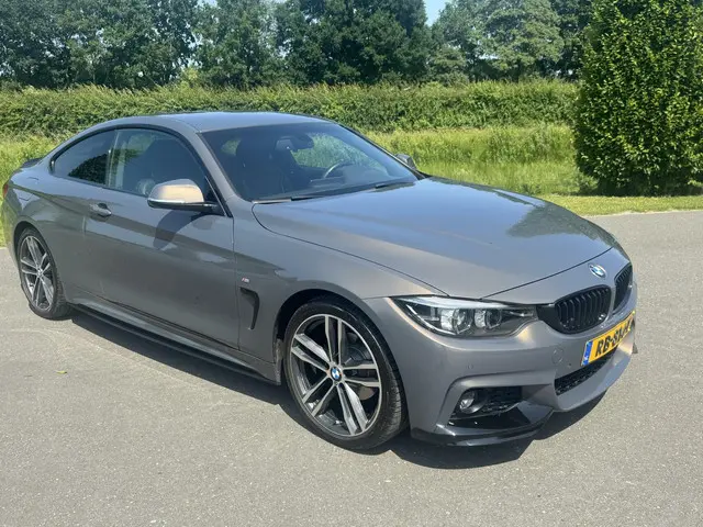 BMW 4 Serie Coupé 420i High Executive 2017 Benzine 29