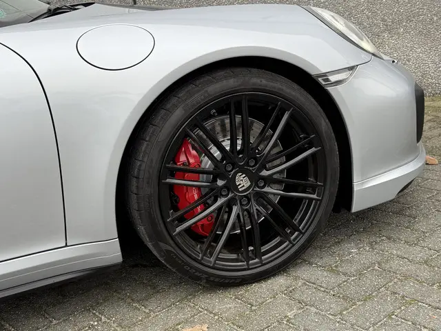 Porsche 911 Cabrio 3.8 Turbo Cabrio 2016 Benzine 41