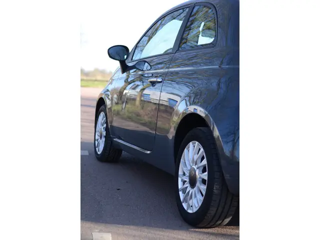 Fiat 500 1.0 Hybrid Rockstar 2021 Benzine 11